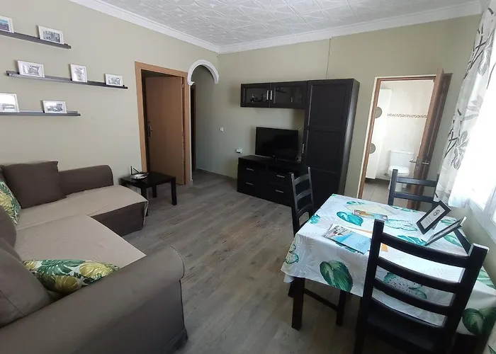 Apartamento Apartamento, Dos Dormitorios, Tipo ático Cerca Del Centro *